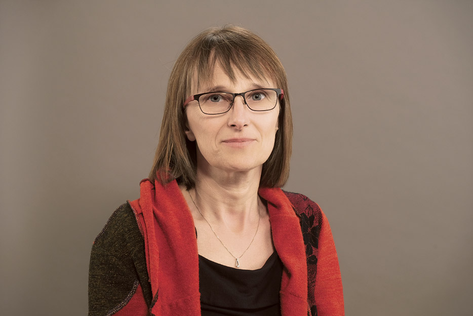 dr. Barbara Lampič